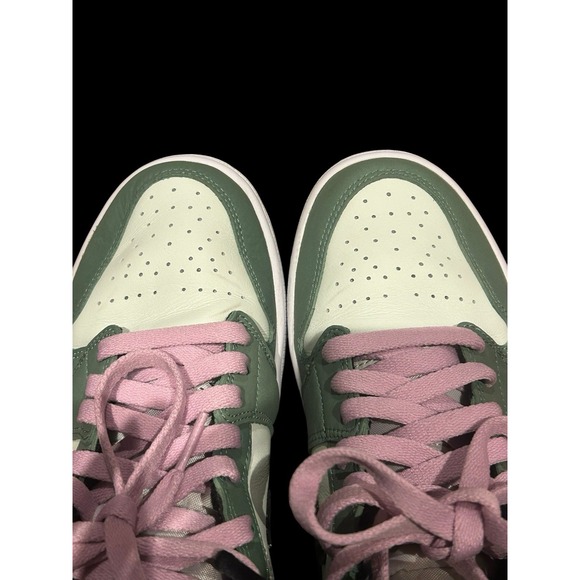 Air Jordan 1 SE Mid Dutch Green/Pink Basketball Shoes Women's Sz 9 CZO774-300 - Picture 7 of 10